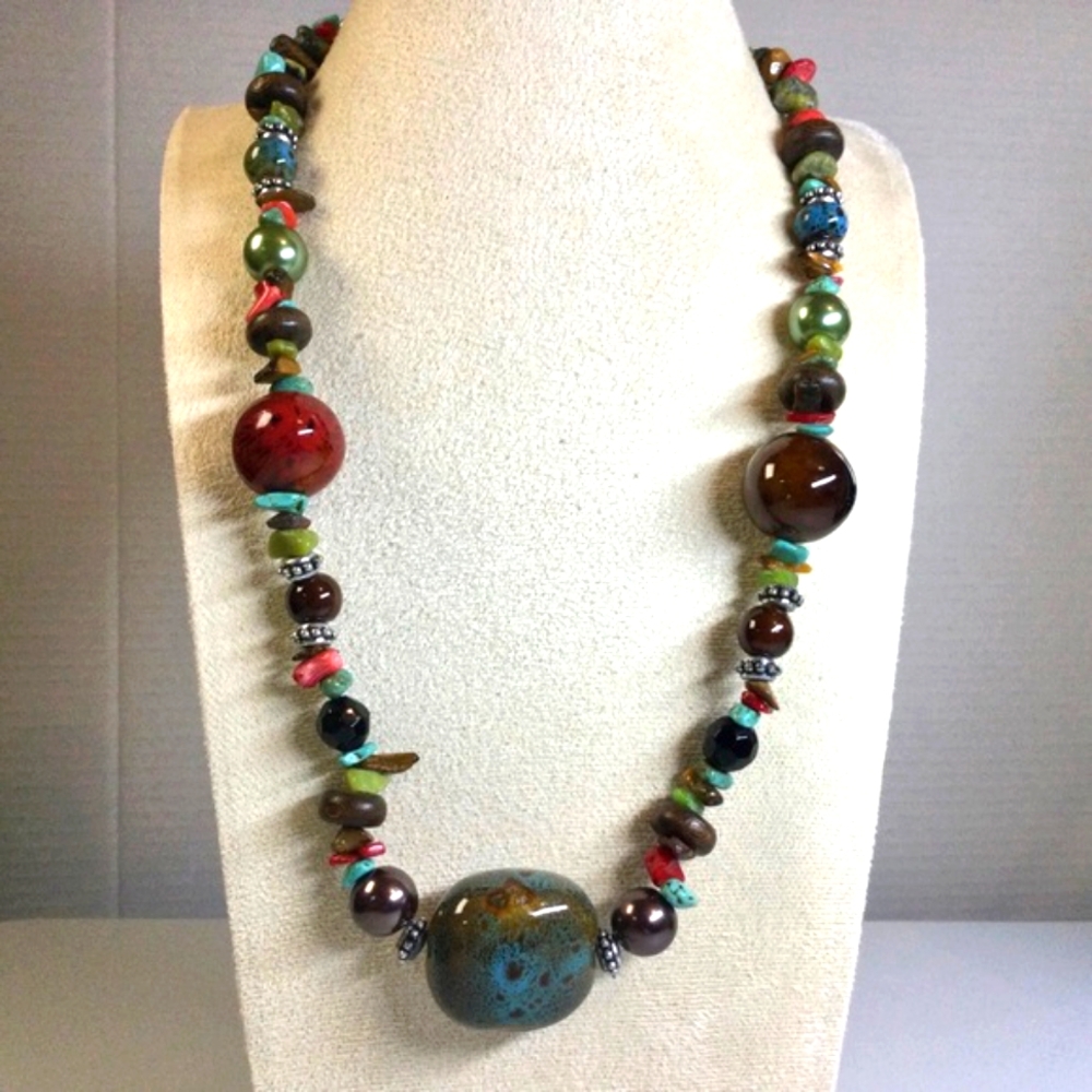 Multicolor Beaded Necklace